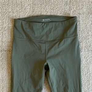 Athleta Ultimate Stash Pocket 7/8 Tight, Eucalyptus Olive, size S (Petite)